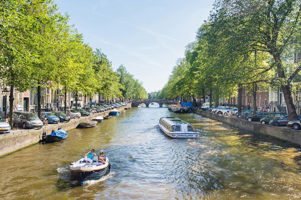 Houseboat Studio With Canalview And Free Bikes Amsterdam Exterior foto