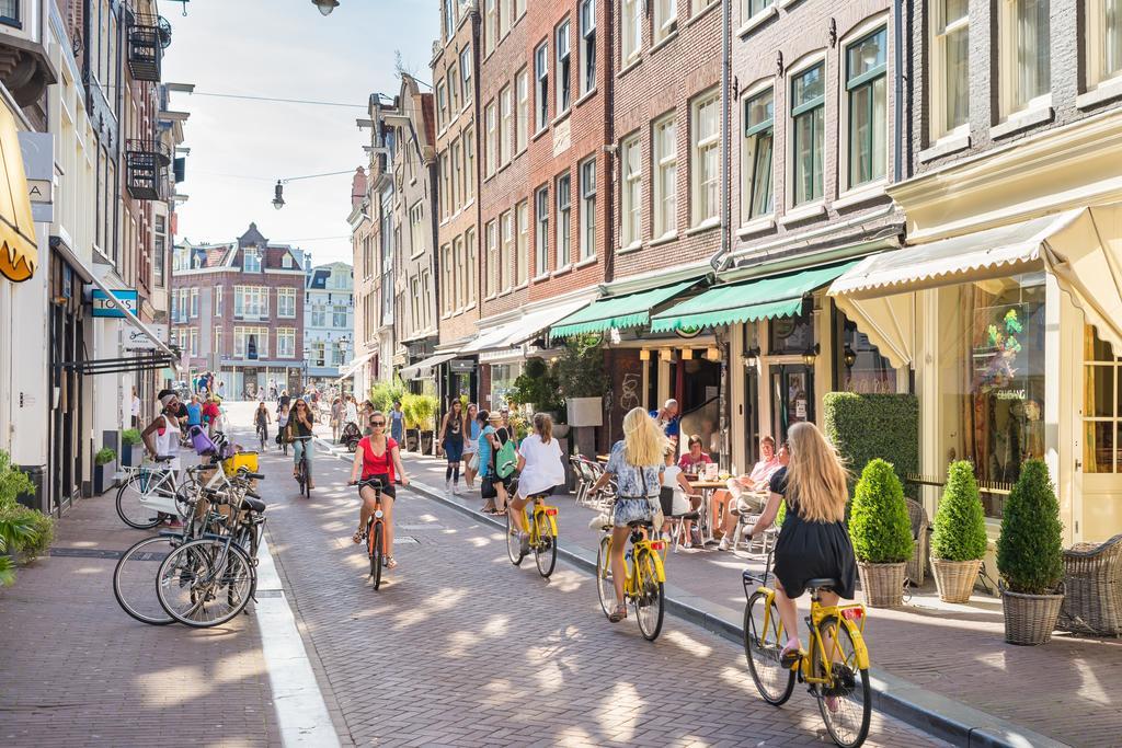 Houseboat Studio With Canalview And Free Bikes Amsterdam Zimmer foto